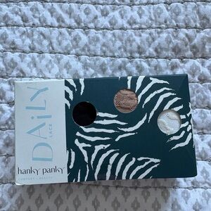 NWT Hanky Panky Lace trio thongs